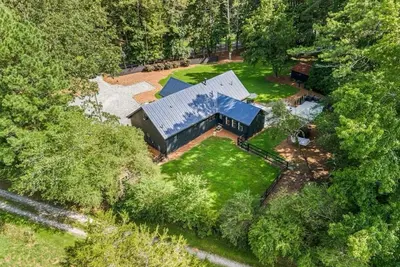 Image de Spacious 5-bedroom/up to 14 guests House & Event Venue in enjoyable Alpharetta