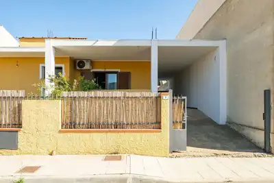 Image de Magnifique maison de vacances privée pour 4 personnes avec climatisation, Tv, patio et parking