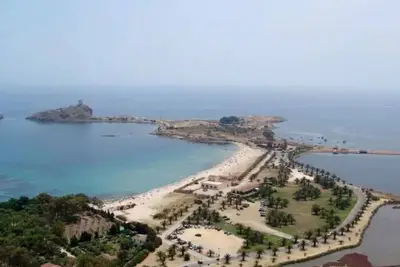 Agréable appartement dans une maison de vacances avec Wifi, climatisation, Tv, patio et parking