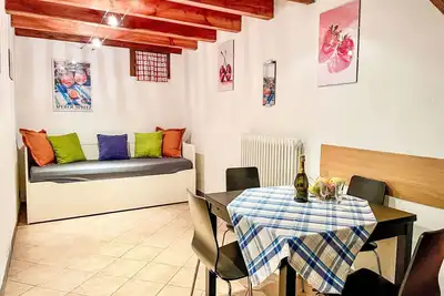 Image de Merveilleuse maison de vacances privée avec climatisation, Wifi, Tv, balcon et animaux admis