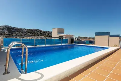 Image de Bel appartement pour 5 personnes avec climatisation, piscine, Wifi, Tv et terrasse