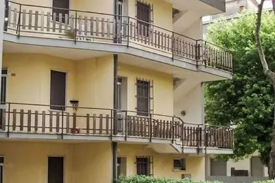 Image de Confortable appartement pour 5 personnes avec climatisation, terrasse, animaux admis et parking