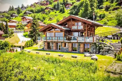 Image de Magnifique maison de vacances privée avec bain à remous, Wifi, Tv, terrasse et animaux admis