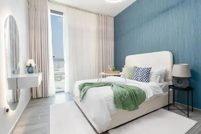 Image de Spacious 2br with Scenic Balcony Outlook at Mesk 1