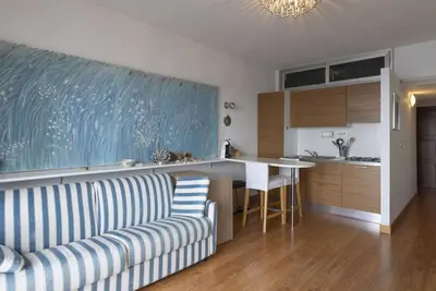 Image de Agréable appartement pour 5 personnes avec Wifi, climatisation, terrasse et animaux admis