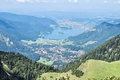 Image de Confortable appartement dans une maison de vacances avec climatisation, Tv, terrasse, animaux admis