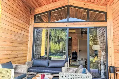 Image de Agréable appartement dans une maison de vacances avec climatisation, Tv, terrasse et animaux admis