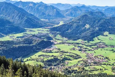 Image de Confortable appartement dans une maison de vacances avec climatisation, Tv et terrasse