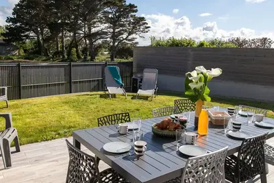 Image de Belle maison de vacances privée avec Wifi, piscine privée, terrasse et parking