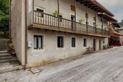 Image de Magnifique maison de vacances privée pour 5 personnes avec balcon, animaux admis et parking