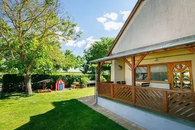 Image de Bel appartement pour 6 personnes avec Wifi, Tv, patio et parking