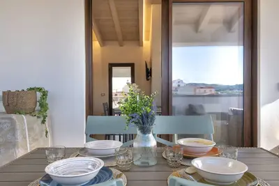 Confortable appartement pour 4 personnes avec Wifi, climatisation, Tv, patio et parking