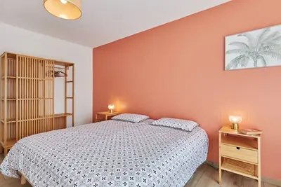 Image de Belle maison de vacances privée avec bain à remous, Wifi, Tv, terrasse et animaux admis