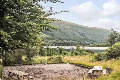 Image de Merveilleuse maison de vacances privée pour 4 personnes avec Tv, balcon et vue panoramique