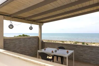 Image de Confortable appartement pour 3 personnes avec climatisation, Tv, terrasse et parking