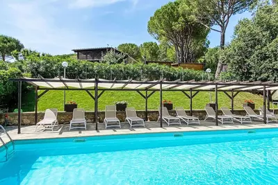 Image de Bel appartement pour 4 personnes avec piscine, Wifi, climatisation, Tv, terrasse et animaux admis
