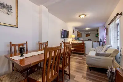 Image de Merveilleuse maison de vacances pour 4 personnes avec Wifi, climatisation, Tv et terrasse