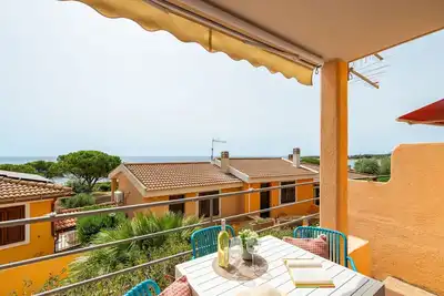 Image de Agréable appartement pour 4 personnes avec climatisation, Tv, patio et parking