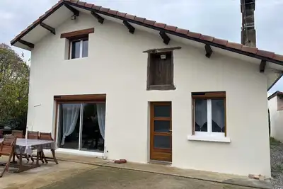 Image de Homerez - Maison spacieuse à Banos avec jardin clôturé