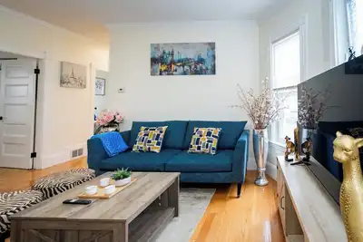 Image de 14b-Charming, beautiful 3-bedroom apartment in Boston