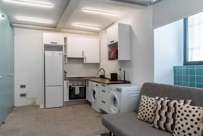 Image de Apartamento en Centro de Madrid - Artist Workshop
