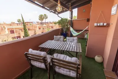 Image de Charme Côtier à Motril avec Balcon Confortable