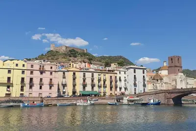 Image de Delightful studio apartment in the historic center of Bosa
