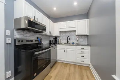 Image de Downtown Dover Renovated Apt, 3 beds, WiFi, Private Parking