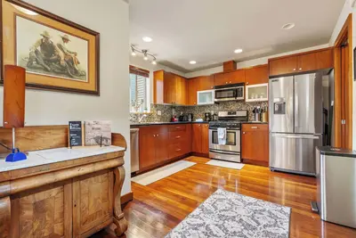 Image de Townhouse West Seattle Abode!