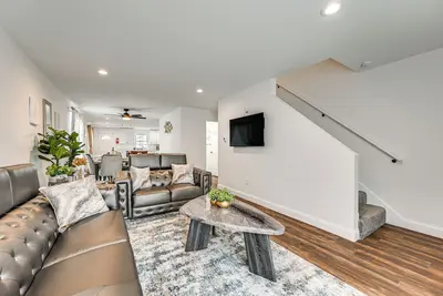 Image de Duplex w/ Fire Pit ~ 1 Mi to Mgm Springfield!