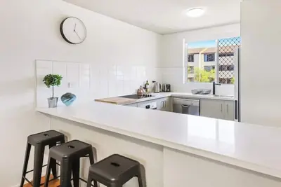 Image de Beachfront Gem in Burleigh Heads Perfect Location