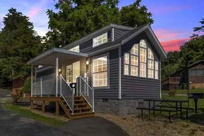 Image de 1br Cottage Retreat with Loft near Dollywood