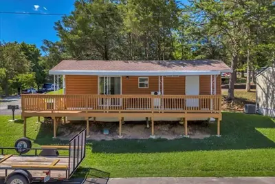 Image de Charming 2br Cottage with Porch & Mountain Views