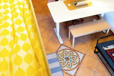 Image de Top Floor Studio, Central & Quiet