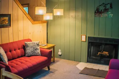 Image de Hideaway Cottage above Steamboat Creek in the North Umpqua National Forest