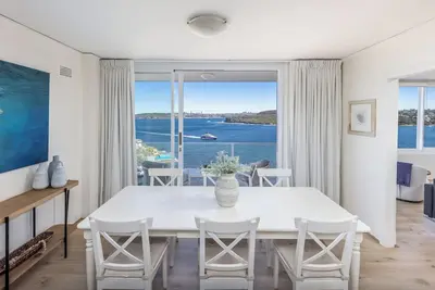 Image de Stunning Penthouse Apartment with harbour views from every room