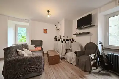 Image de Holiday Home 'Pays De L'ours - Pyrénées' with Mountain View, Private Terrace and Wi-Fi