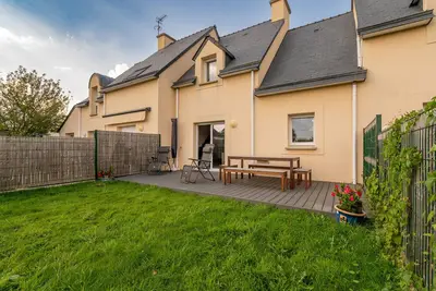 Image de Maison de vacances 'Gite Riantec - Maison Bord De Mer' avec terrasse, jardin et Wi-Fi