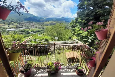 Image de Appartement 'La Vista Sul Castello' avec vue sur la montagne, Wi-Fi et climatisation