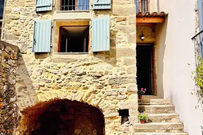 Image de Retraite paisible et spacieuse au cœur de Saint-Hippolyte-de-Montaigu