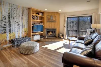 Image de Cozy Aspen Grove Retreat (#311) | Near Ski w/ Shuttle - Deck/Pool/HotTub