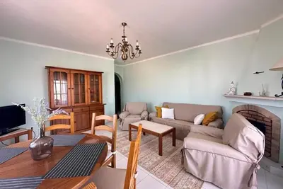 Cozy all-year beach retreat in Portimao - 10 min from the beach!