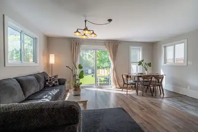 Image de Charming 4-bedroom house with Ac and WiFi in welcoming Peterborough