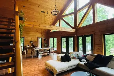 Image de Chalet Lakehouse dreamy and private by the beautiful lake. Close to Montreal