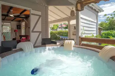 Image de Villa Maracudja charme antillais avec jacuzzi