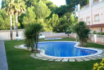 Image de House with pool 5 min from the beach