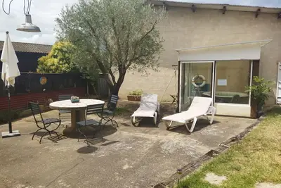 Image de Appt chambre 30m2 bureau cuisine, jardin clôturé et indépendant animaux ok