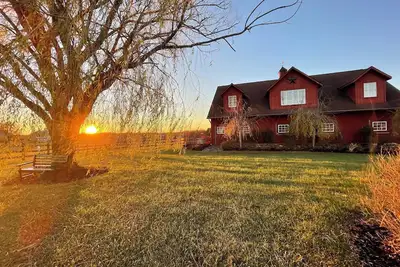 Image de Re-set at this Farmette nestled in the heart of southern Chester county