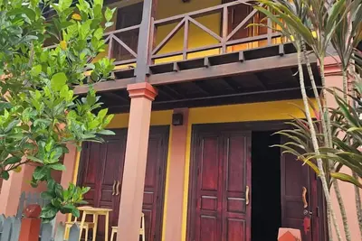 Image de Heart of Historical Area; walk shops, night market