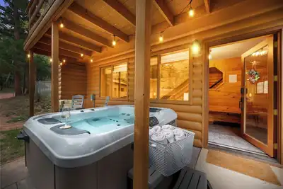 Image de Pikes Peak Cabin in Divide, Co w/ Hot Tub, Game Room & Mountain Views